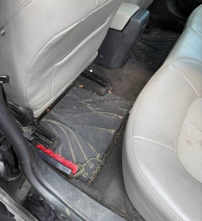 Rear floor & mats before detailing